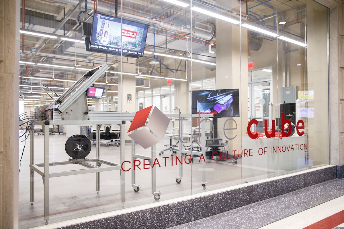 the cube innovation lab at the university of alabama