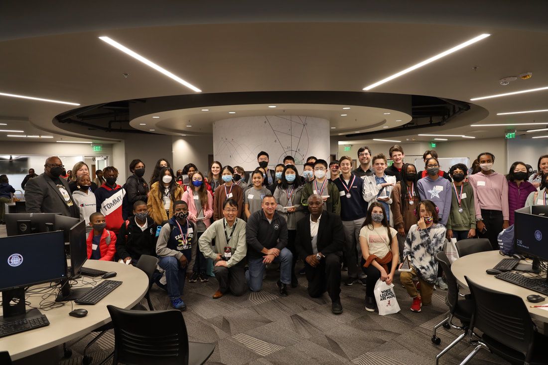 Photo of 2022 MATHCOUNTS participants and administrators. 